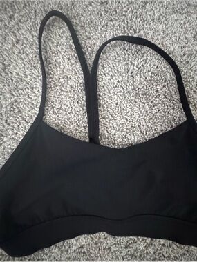 Lululemon Flow Y Light Support Sports Bra